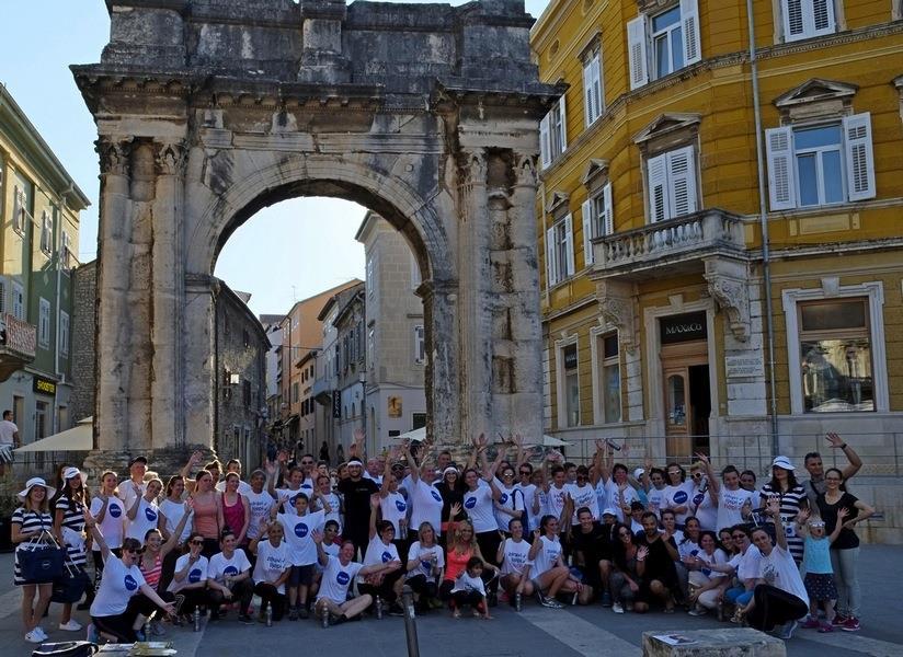 Od svibnja do rujna 2015. stručnjaci i tim projekta posjetili su Vukovar, Dubrovnik, Zadar, Pulu i Zagreb. 4.1. Aktivna Hrvatska kroz gradove 2015. U sezoni 2015.
