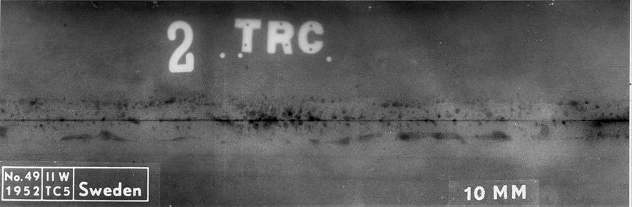 Radiogram sučeonog V šava sa gasnim mehurićima, uključcima