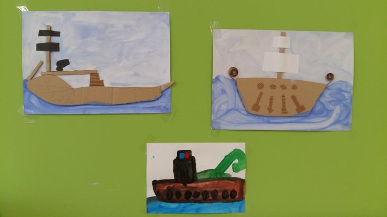Crtali smo brodove, jedrenjake a onda je Antoni doša na ideju da ga izrežemo od kartona jer je boja kartona slična