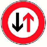 15.JANUAR PLUS TEST 1 STRANA 6 21 Šta treba izbjegavati nailaskom na ovaj saobraćajni znak?