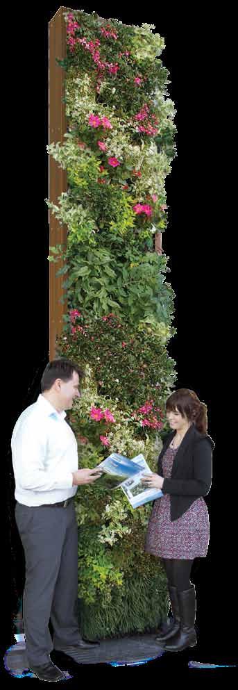 Vertikalni vrtovi omogućuju jednostavnost korištenja mješavina supstrata zemlje i zadržavanja hranjivih tvari.