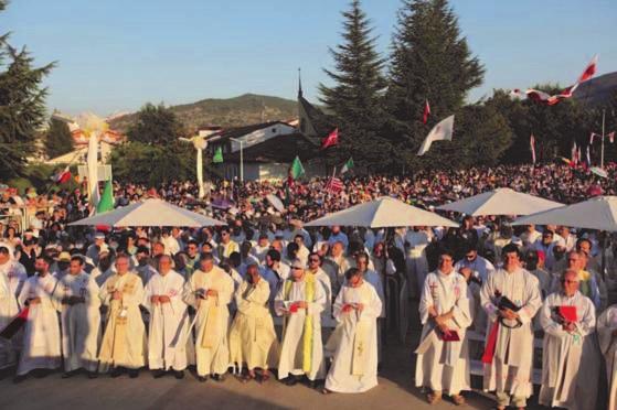 U petak, subotu i nedjelju večernju svetu Misu predslavili su mladomisnici Hercegovačke franjevačke provincije fra Stanko Ćosić, fra Mario Ostojić i fra Josip Serđo Ćavar, a propovijedali