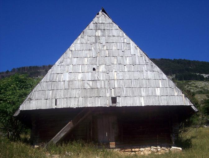 SEOSKI TURIZAM O pština Glamoč ima odlične uslove za razvoj seoskog (ruralnog) turizma.