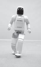 Kako novi ASIMO trči? Uz pomoć proaktivne kontrole stava dok su mu oba stopala iznad tla, robot ASIMO je u stanju da trči brzinom od 6 km/čas.