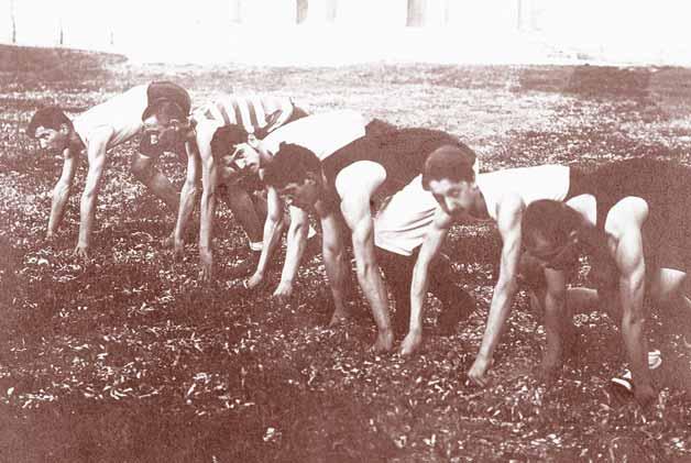 GODI NJICE 100 godina atletike u Hrvatskoj 1905. - 2005.