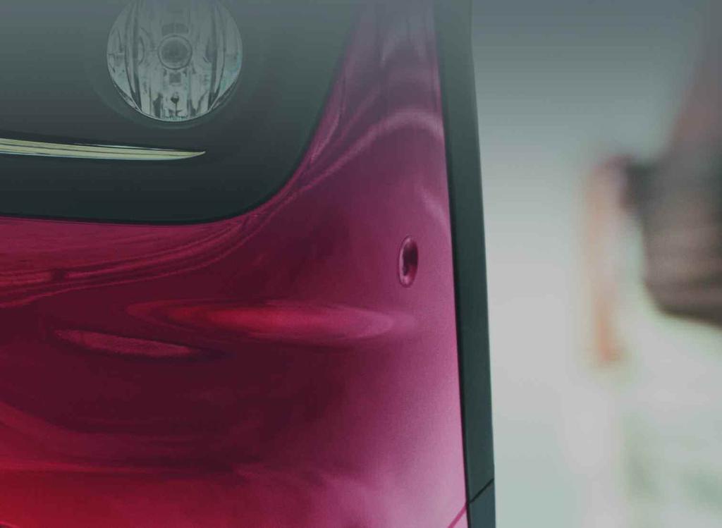 Nova crvena boja Ultimate, po uzoru na 308 GTi, izražava moć i karakter novog sportsko terenskog vozila PEUGEOT 2008.