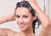 Nanesite na kosu nakon šamponiranja, ostavite da djeluje 2-3 minute i isperite.
