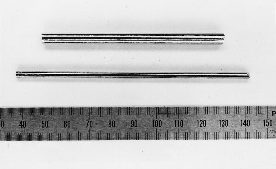 2,5 Si 2 : а) пречника 4 mm и дужине 75 mm, б) торус