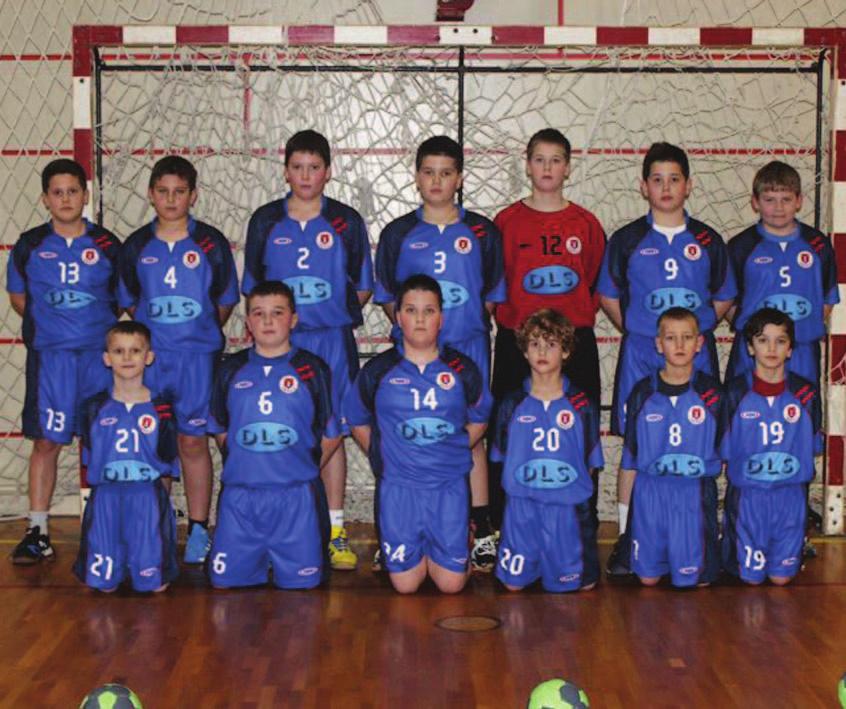SPORT Rukomet Uz školske obveze redovito treniraju Sezona 2013/2014. bila je uspješna za Rukometni klub Omišalj.