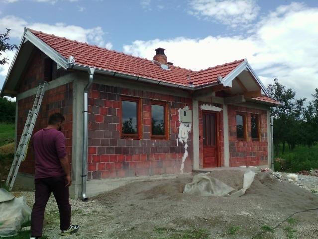 Prishtinë, 16 korrik Poboljšanje uslova stanovanja za ugrožene grupe u četiri opštine na VoRAE (Voice of Roma, Ashkali and Egyptians) edhe Kosovu këtë vit organizon kampe (2) dy ditore më të rinjët e