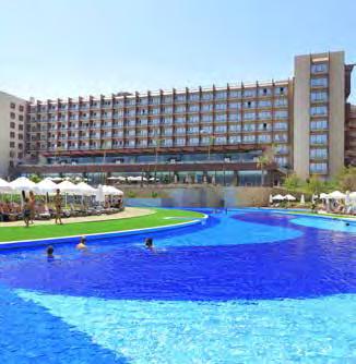 FAMAGUSTA CONCORDE LUXURY RESORT ***** Novi hotel uz pješčanu plažu, na području Bafra, otprilike 29 km od Famaguste i 65 km od zračne luke Ercan.