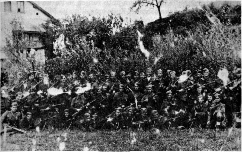 će nam kasnije postavljati referent saniteta Brigade ili našeg Bataljona. Od tada sam stalno bila uz Brigadu, odnosno sa svojim 3. bataljonom. Treća četa 3. bataljona na Romany i, mart 1945.