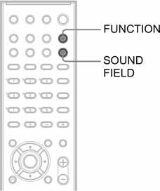 Isklju enje surround efekta Više puta pritisnite SOUND FIELD dok se na pokazivaču ne pojavi "A.F.D. AUTO" ili "2CH STEREO".