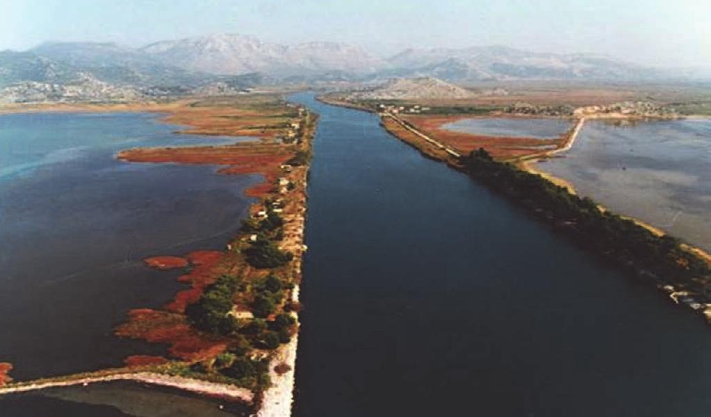Pogled na deltu Neretve za koju je izrađen plan upravljanja zaštićenim područjima 11. Planovi upravljanja zaštićenim područjima u Republici Hrvatskoj Elektroprojekt je 2003.