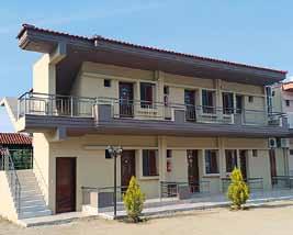 Izgrađen je pored Neos Marmarasa, sastoji se iz tri hotela i luksuzne vile: Vilage Inn,