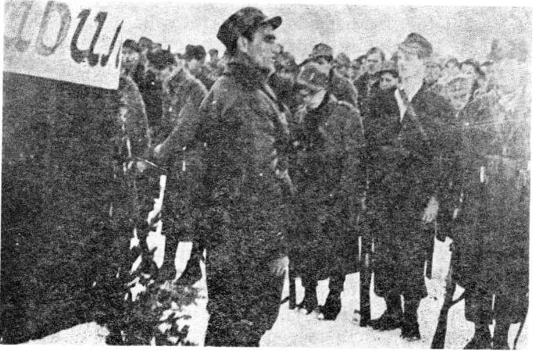 Peta kozaratka brigada na smotri 4. krajiške divizije 7. januara 1943.