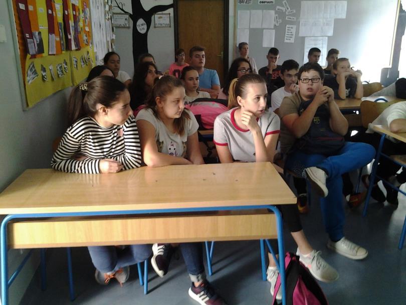 Natjecanje u znanju jezika i književnosti upriličeno je 7.studenog za učenike osmih razreda.