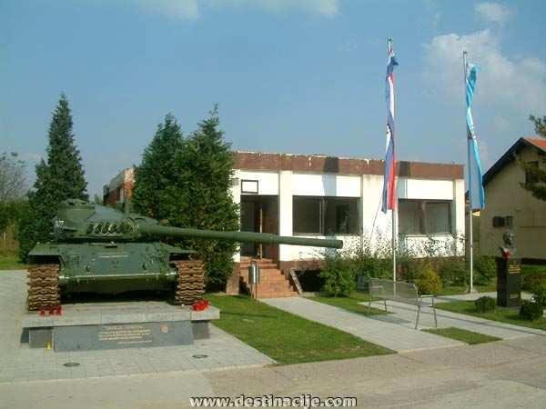 U tih sedam dana do tada najžešćih borbi u Domovinskom ratu, branitelji Vukovara uništili su oko 60 srpskih tenkova ili oklopnih transportera, a
