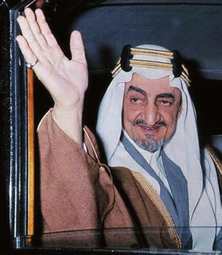 D OS S IER PolitiË ki atentati (X IX ) Kralj Fejsal (1975.) Saudijskog kralja Fejsala u oæujku 1975. godine ubio je njegov duπevno poremeêeni neêak.