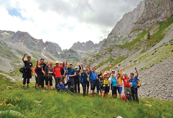 382 mnv i tom prilikom prepješačili 13 km sa visinskom razlikom od 960 m. Osvojili su Hajlu 2.403 mnv, najviši vrh rožajskih planina. Ukupno su prepješačili 18 km sa usponom od 1.150 m. U utorak 12.