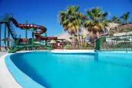 Za najmlađe goste je obezbeđen besplatan ulaz u zabavni park Zantino World, koji se nalazi u Miro Zante Royal Resort-a.