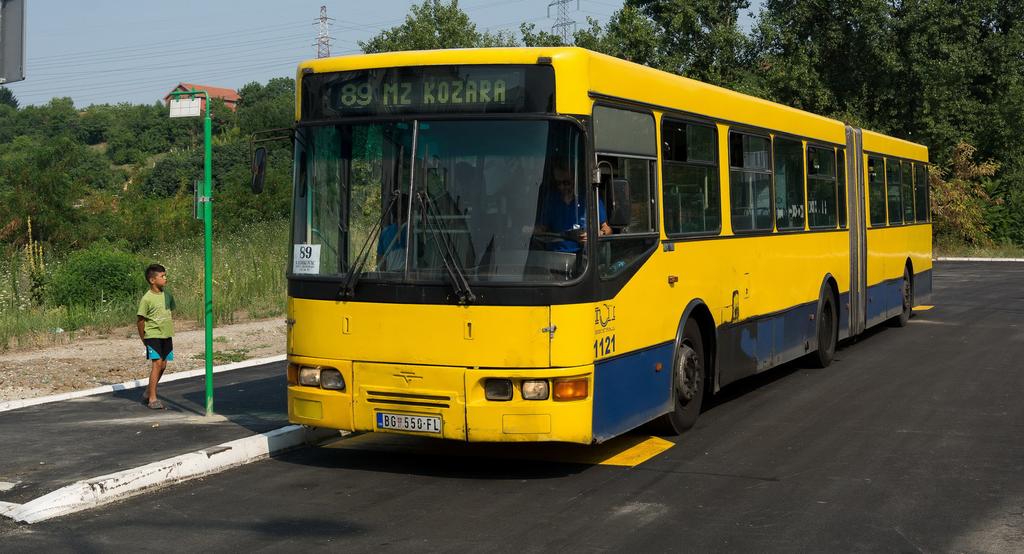 НОВА ОКРЕТНИЦА ЗА АУТОБУСКУ ЛИНИЈУ 89 19. јул 2015. године У насељу Милева Марић Ајнштајн, отворена је нова окретница и стајалиште за аутобуску линију 89.